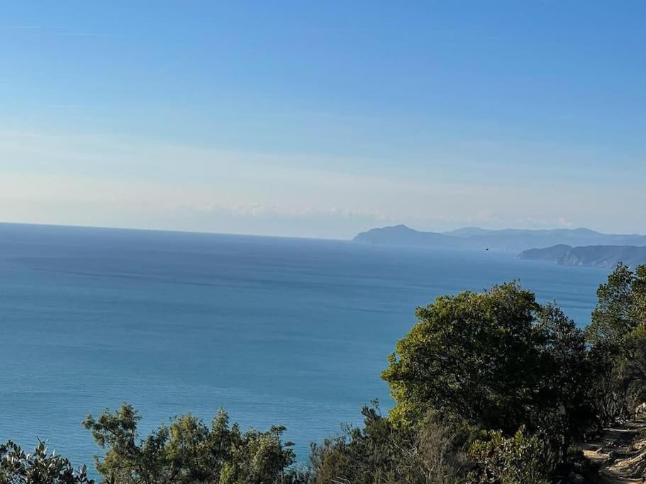 Beatrice Nel Centro Di Levanto Exterior photo
